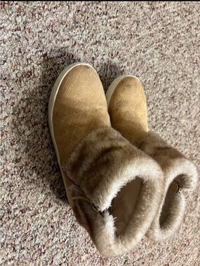 Girls Tan Faux-Fur Quilted Winter Ankle Boots